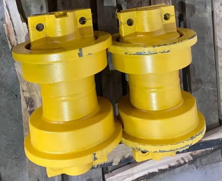 Каток однобортний на втулках в сб 24-21-169сп, Т-130, Т-170